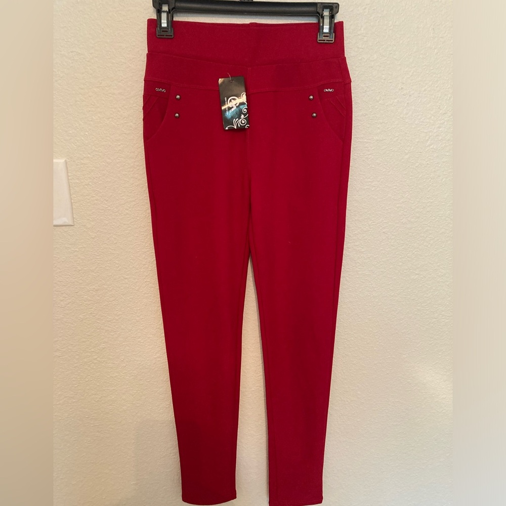 GM Fashion USA S/M Red Leggings. NWT